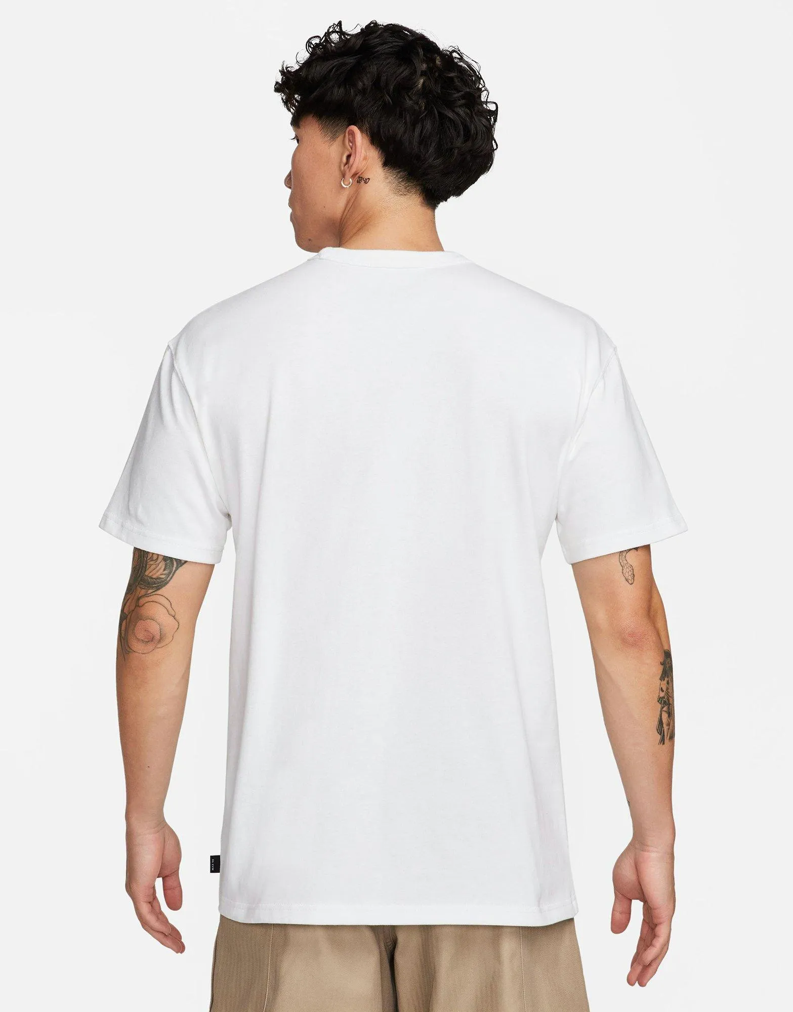 Sportswear Premium Essentials T-Shirt Set In Sleeve Cozy Performance