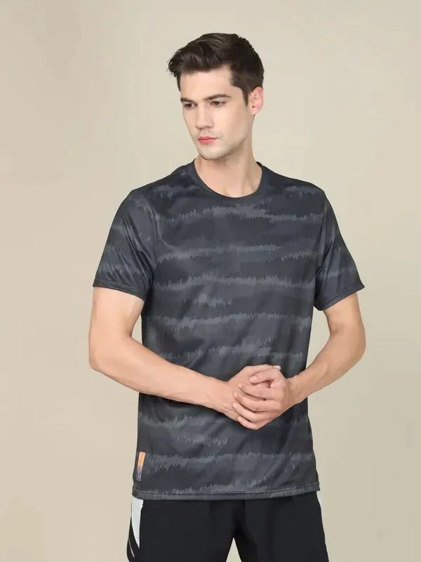 Flexible Collar Men Abstract Print Slim Fit Crew Neck T-shirt with TECHNO COOL 