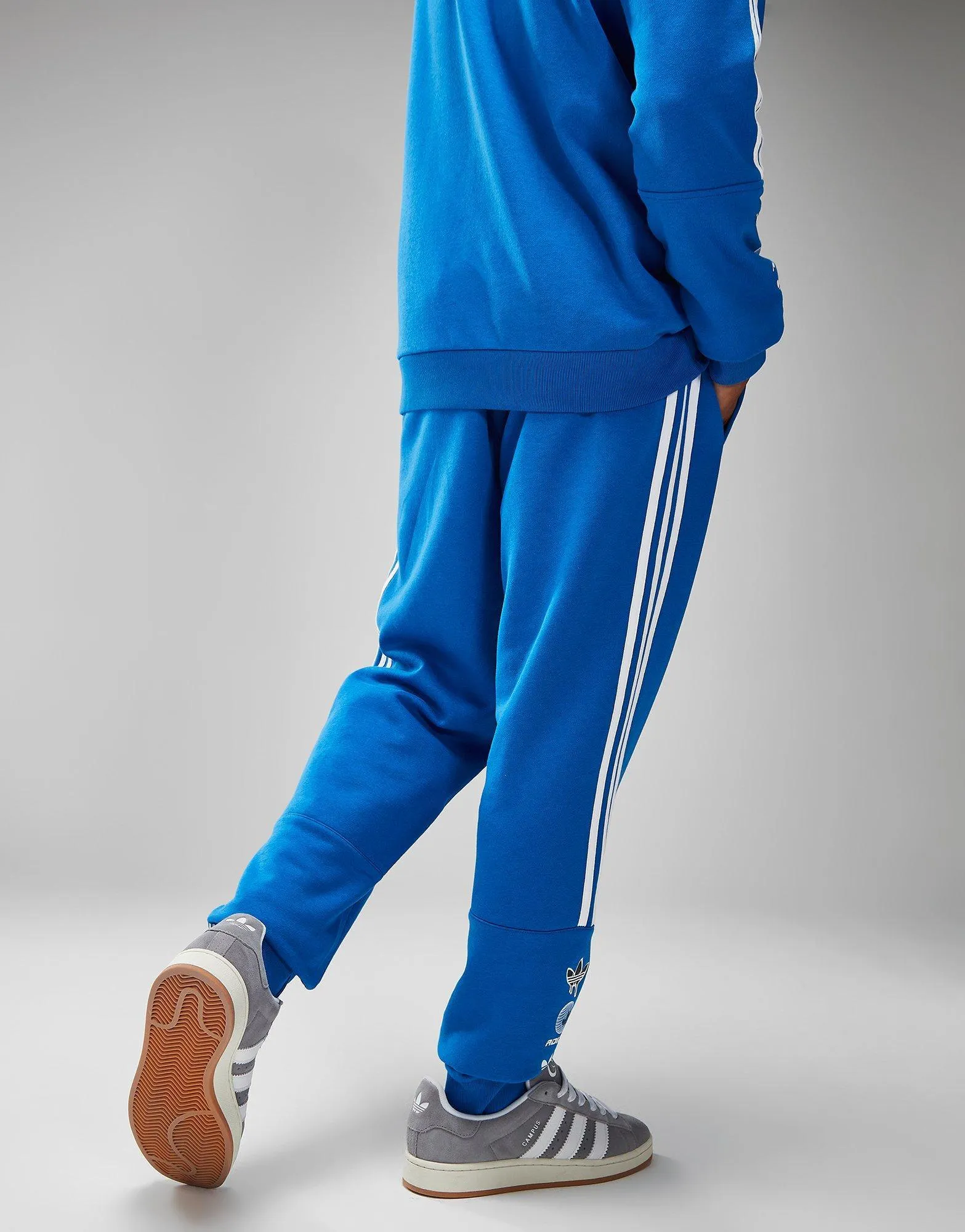 ????? ?????? Originals Sticker | ????? Exercise Pants