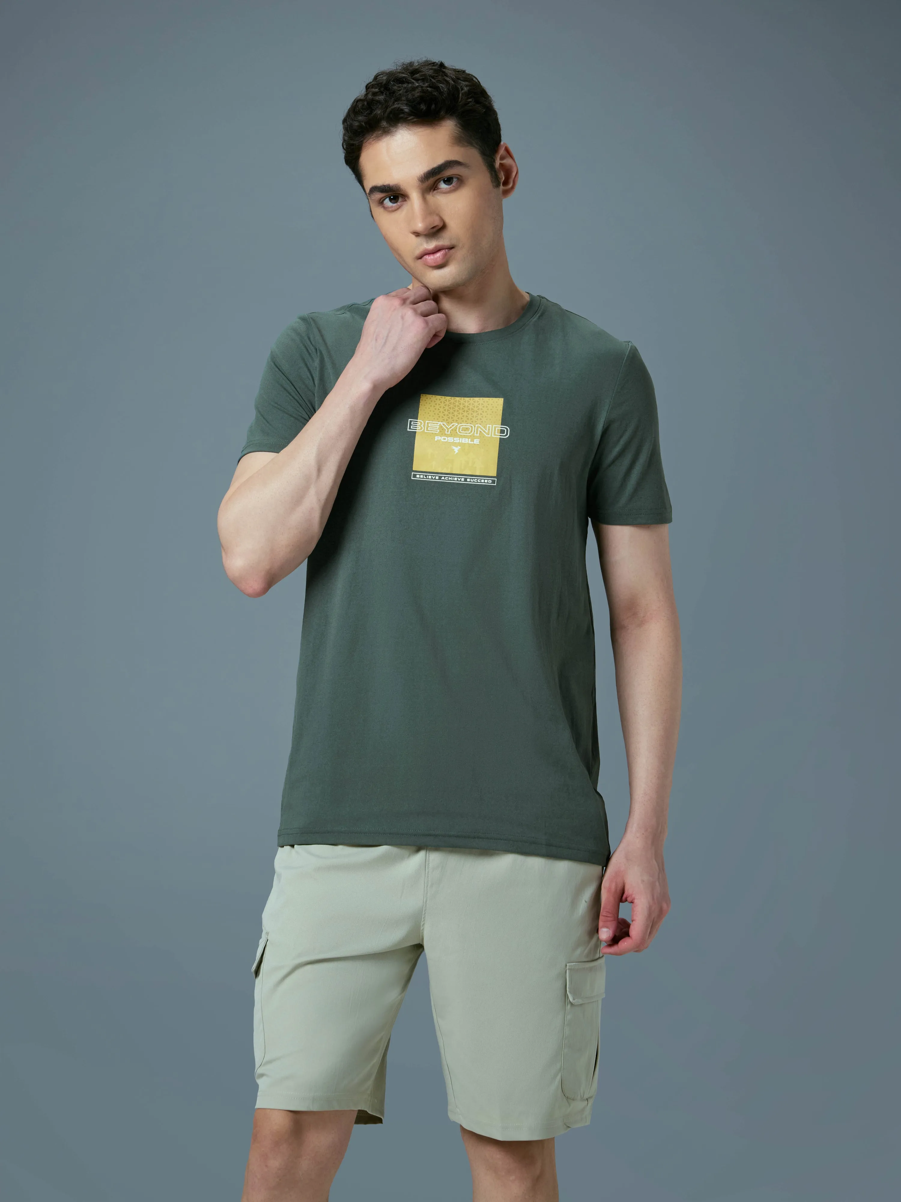 AbrasionFree Edging Ocean Glow Men Printed Slim Fit Round Neck T-shirt with COTFLEX