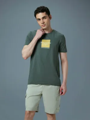 Relaxation Wear WaterRepellent Surface Men Printed Slim Fit Round Neck T-shirt with COTFLEX