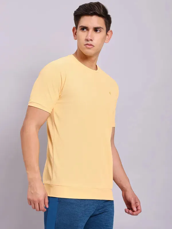 Men Solid Slim Fit Crew Neck T-shirt with MATPIQ Smooth Neckline