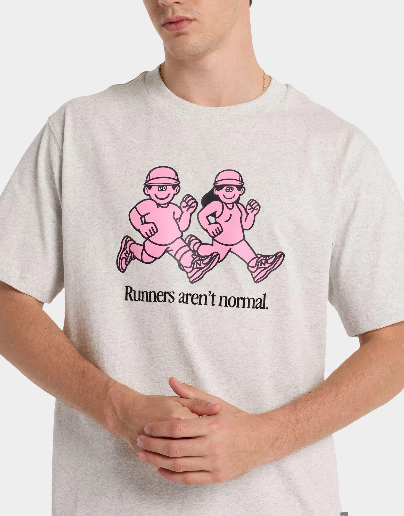 Face Oka Runner T-Shirt Seasonal Outfit