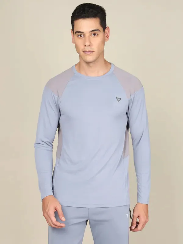 Men Colorblock Slim Fit Crew Neck T-shirt with TECHNO COOL  back to school