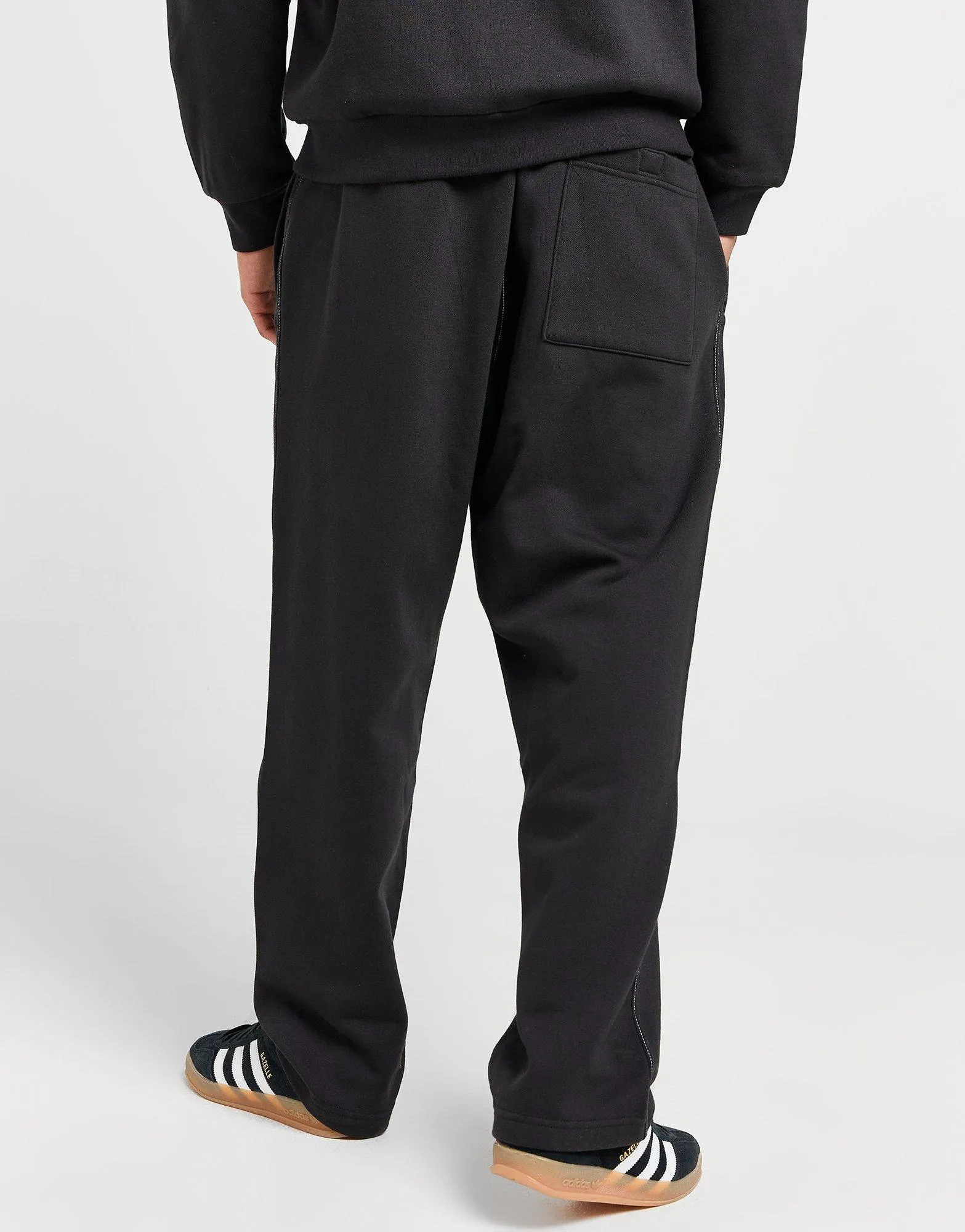 Relaxed Wear Smooth Zip Closure ????? ?????? Stitch | ?????