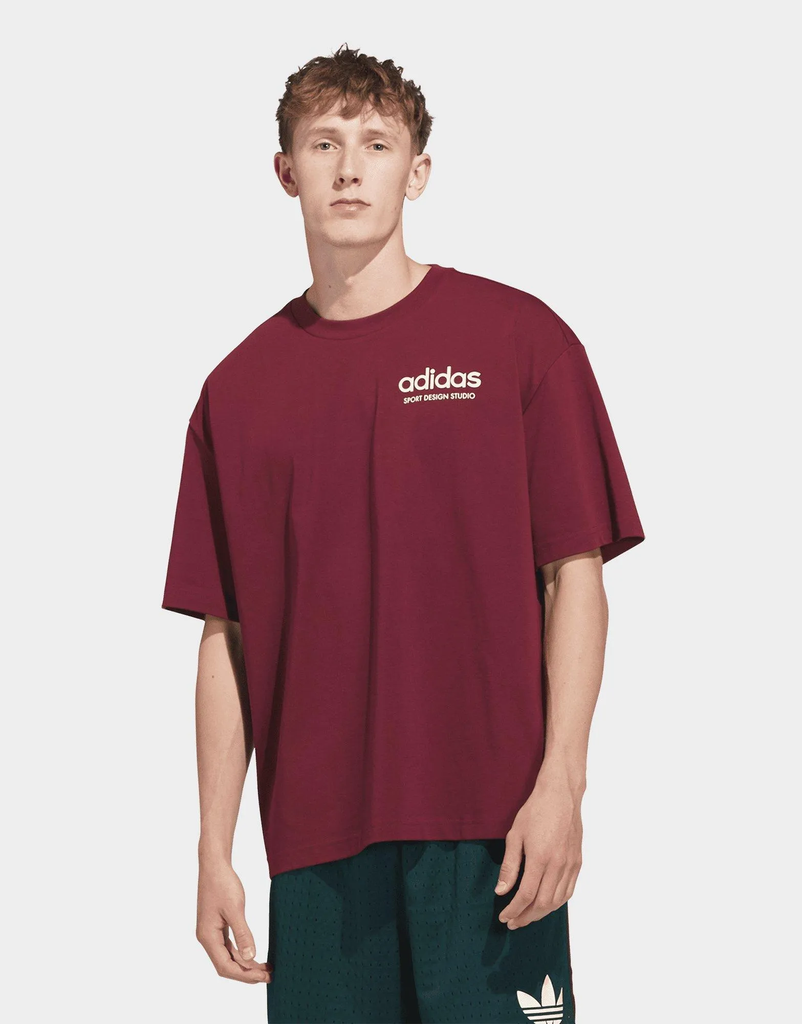Sport Design GFX T-Shirt Breathable fabric Soft and Cozy