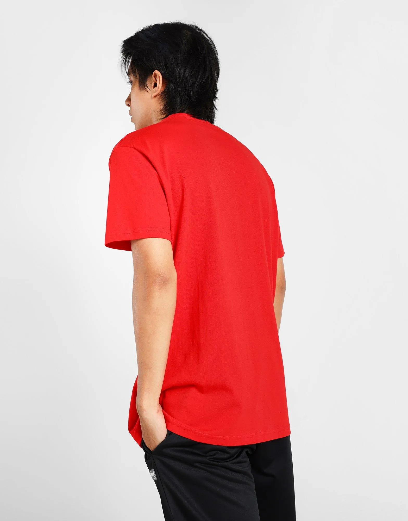 Essential T-Shirt Soft and durable Slim Fit Wear
