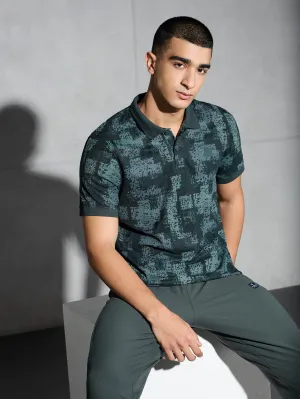 Warm Socks Men Printed Slim Fit Polo T-shirt with MATPIQ