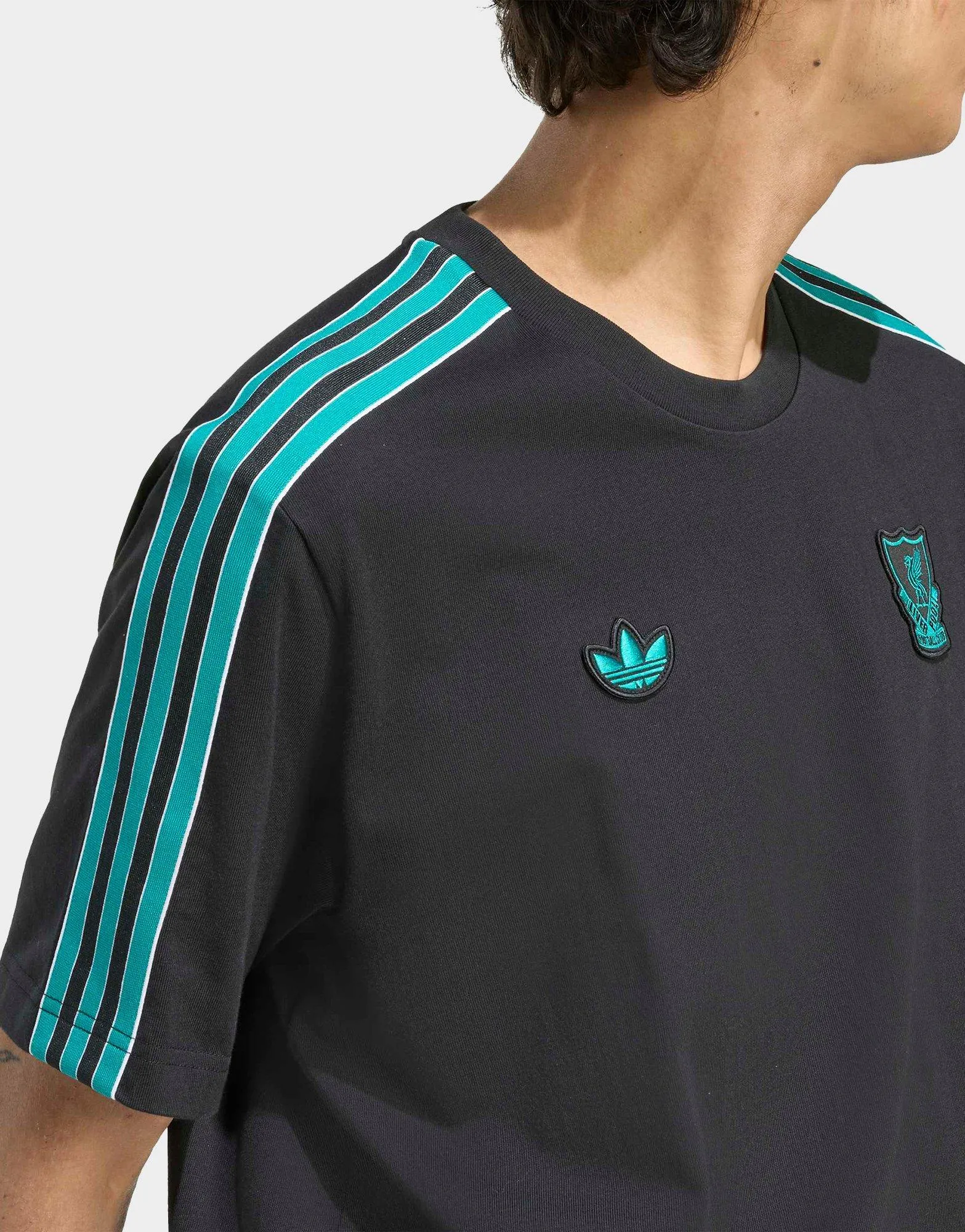 Cozy Feel Perfect Layering Liverpool FC Terrace Icons T-Shirt