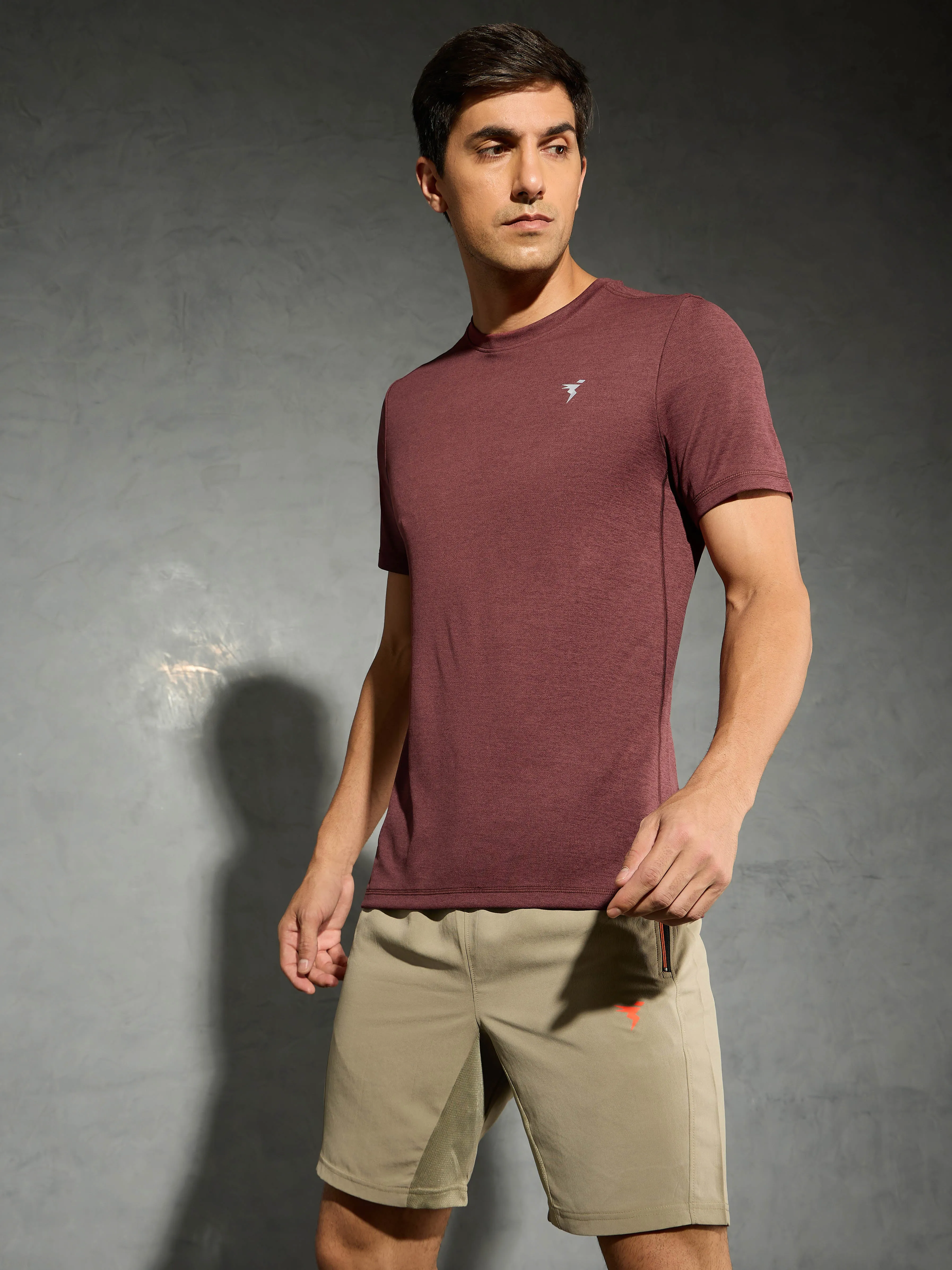 Casual Comfort Top Men Solid Slim Fit Crew Neck T-shirt with DOUBLE COOL