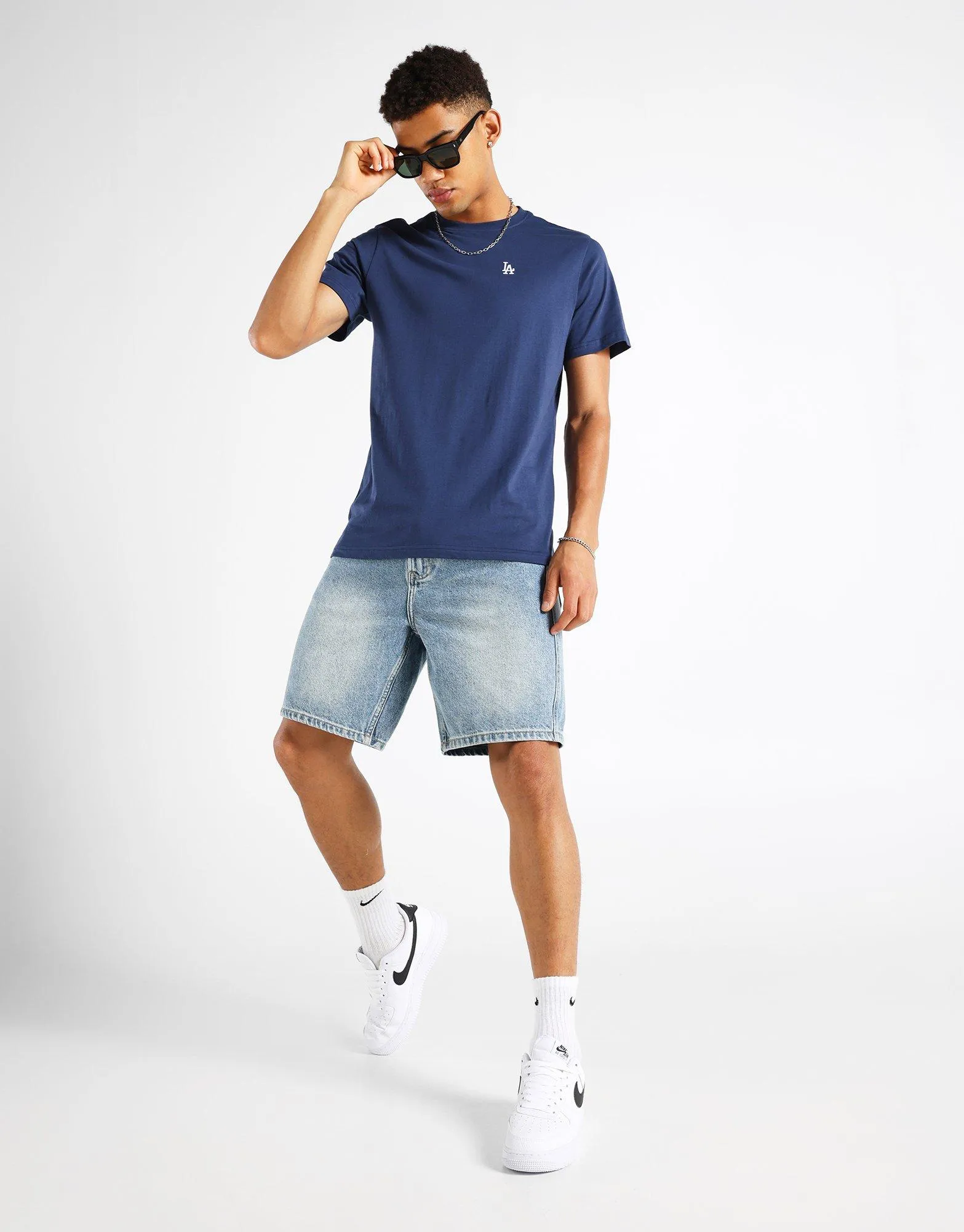 LA Dodgers Table T-Shirt Cozy Comfort Design Low carbon footprint