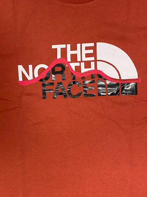 NeutralTonesCollection Subtle Embroidery The North Face maglietta manica corta Mount Line NF00A3G2UBR1 rosso mattone