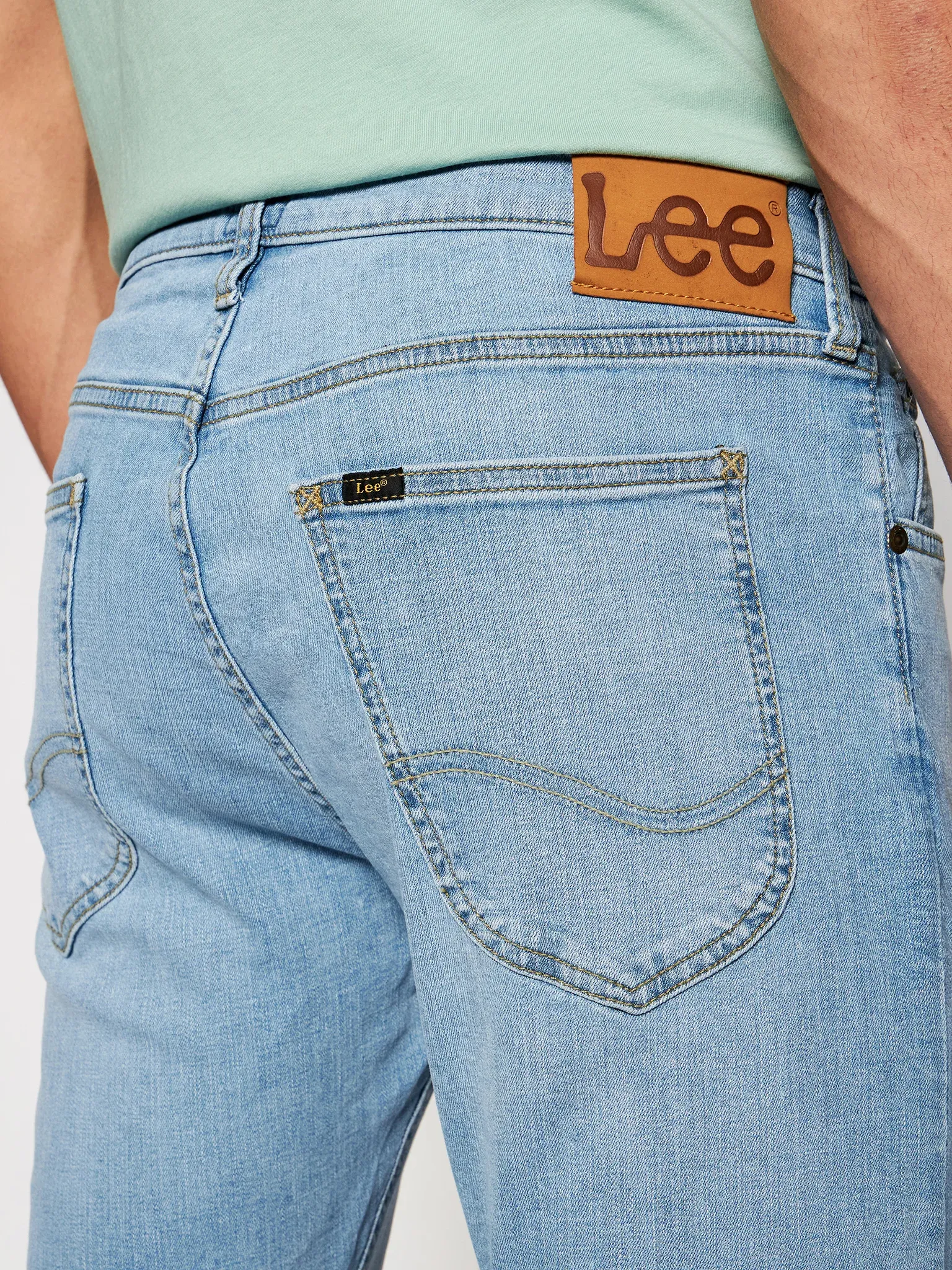 Lightweight Earthy Nature Lover Lee Pantalone da uomo in Jeans Luke slim tapered L719NLUH bleached cody