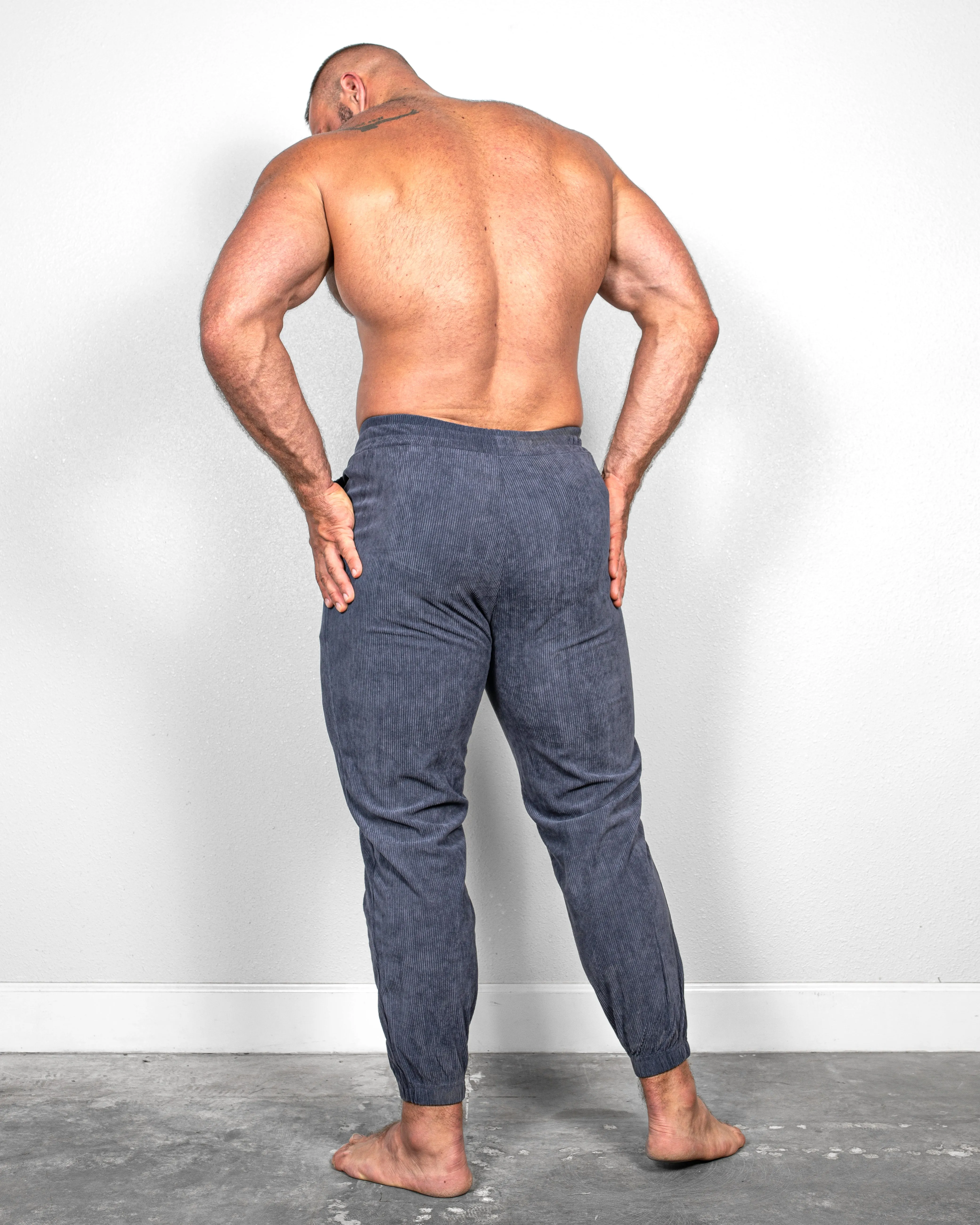 Flatlock Seam Technology Day Fit TAPERED JOGGERS ?C CORDUROY / ASH BLUE