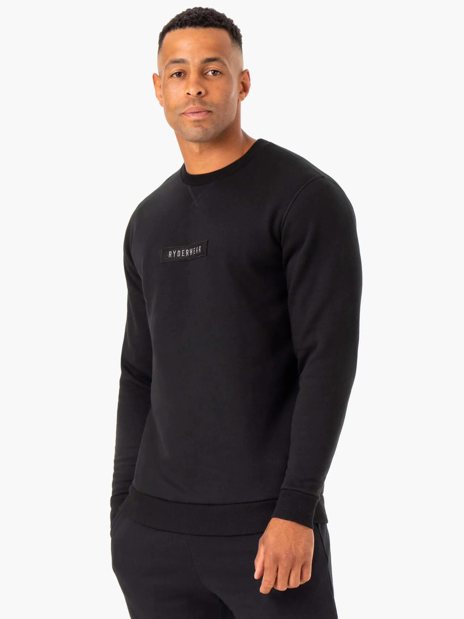 Travel Sporty Minimalist Design Recharge Pullover - Black