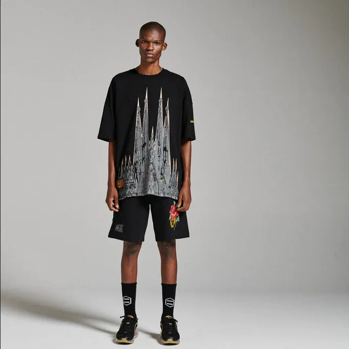 Dolly Noire maglietta manica corta BENCH Sagrada Familia Tee ts104-tb-01 nero Slim fit clothing