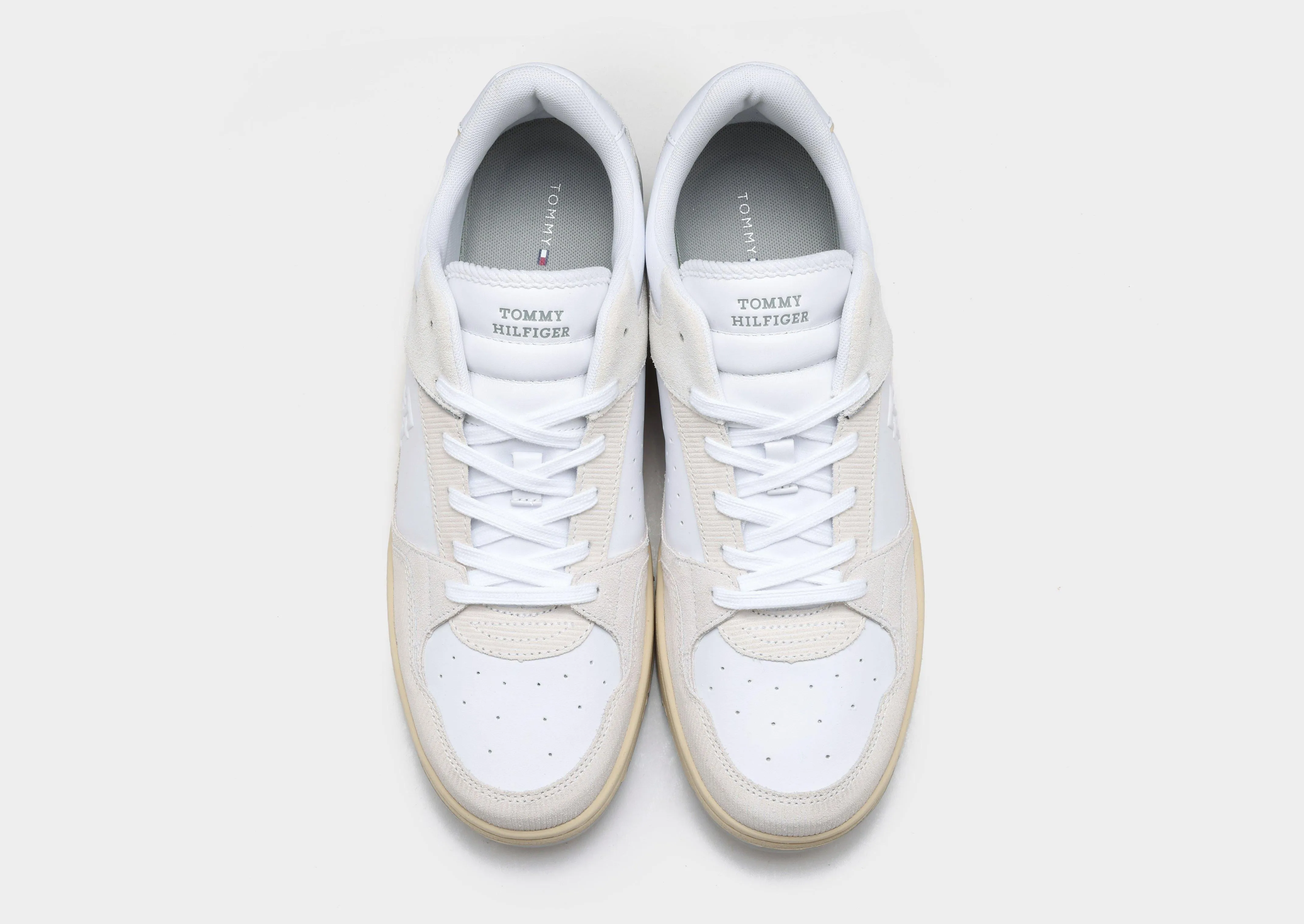 Basket Street Leather Style Core Heel Lock Technology