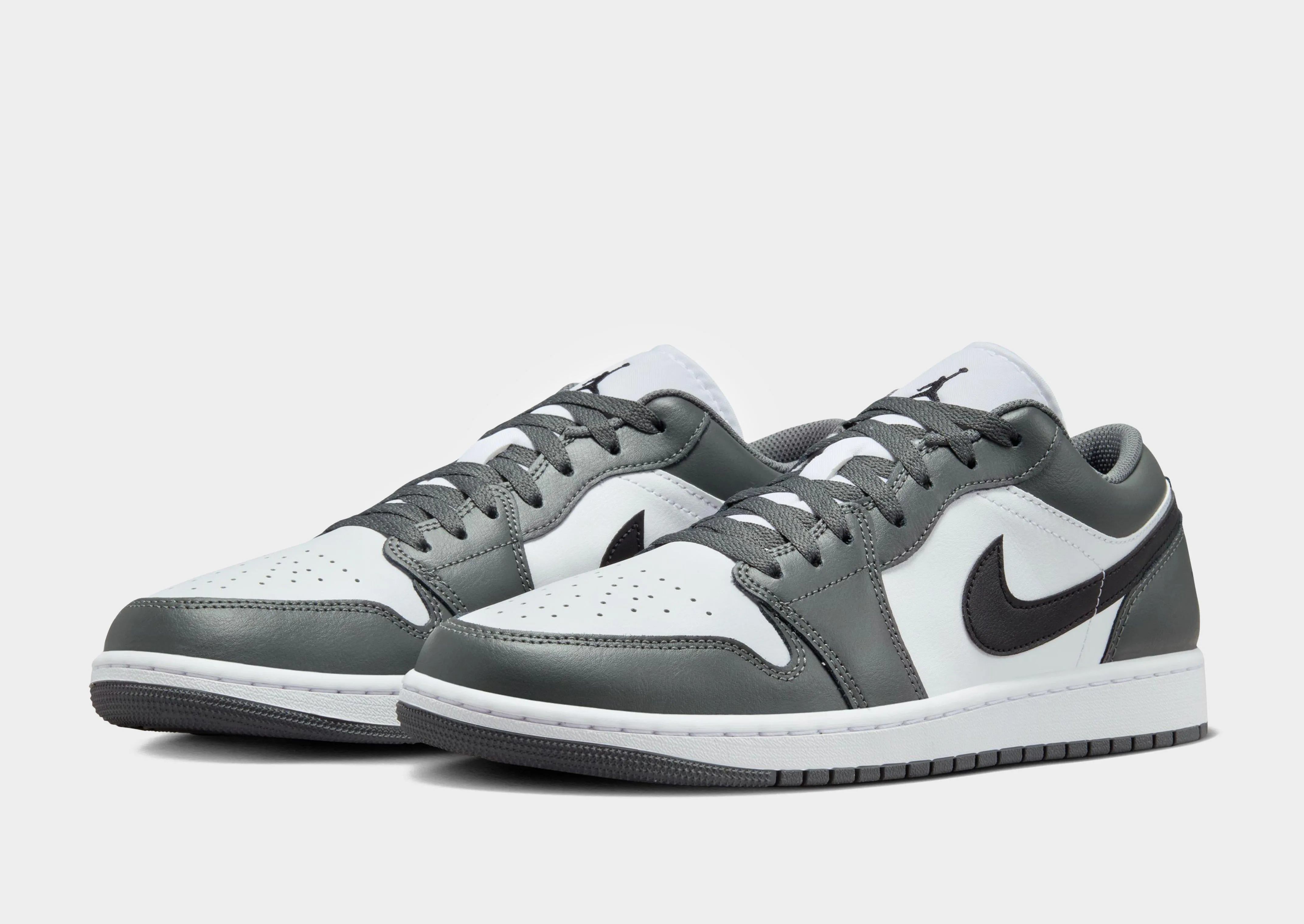 Air 1 Low Seamless Upper Construction Hyper Breathable Lining