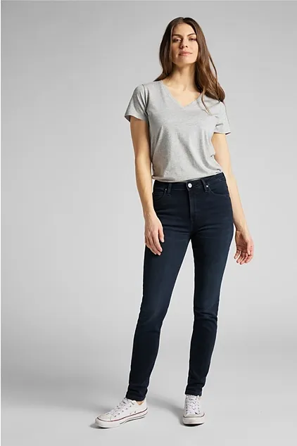 Beach Day Brunch Outfit Elegant Lee Pantalone Jeans Scarlett High Skinny High Waist L626PHQS worn ebony