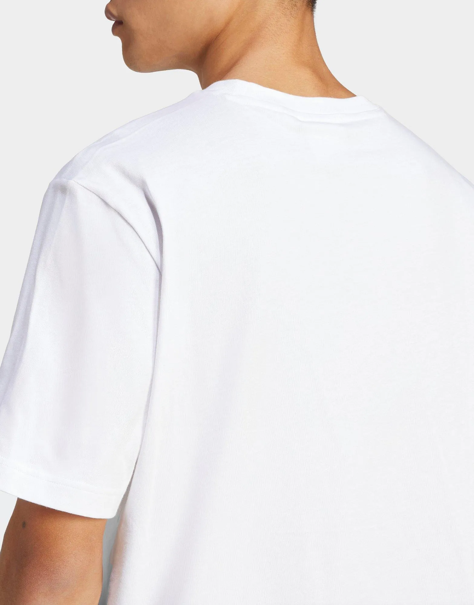 Denim Trefoil T-Shirt Yarn Dyed Fabric Sleek Waist