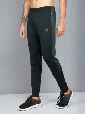 Men Colorblock Slim Fit Trackpants with TECHNO DRY LowProfileSeaming Endurance Leggings