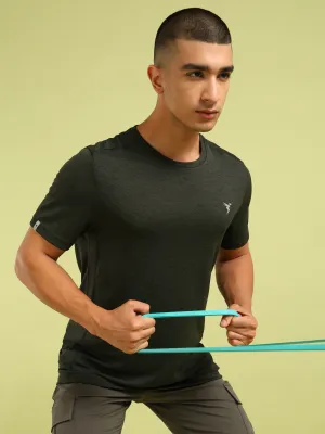 Casual Everyday Durable Material Men Solid Slim Fit Crew Neck T-shirt with DOUBLE COOL