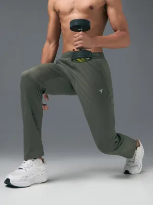 Ergonomic Bent Seam Placement Lightweight Shorts Men Solid Slim Fit Sports Trackpants with TS LYTRA