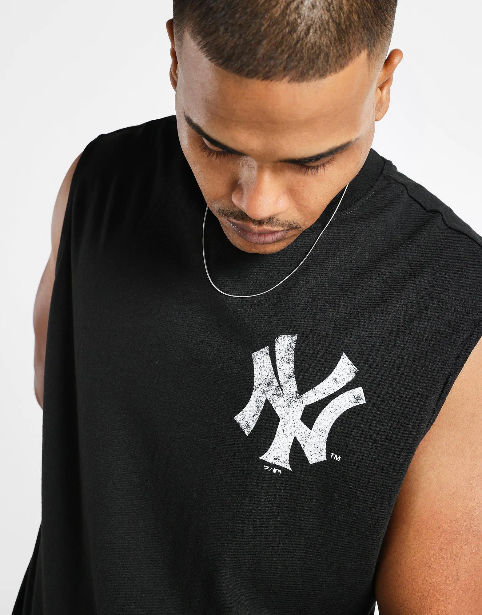 Decades Win Tank Top Casual Touch