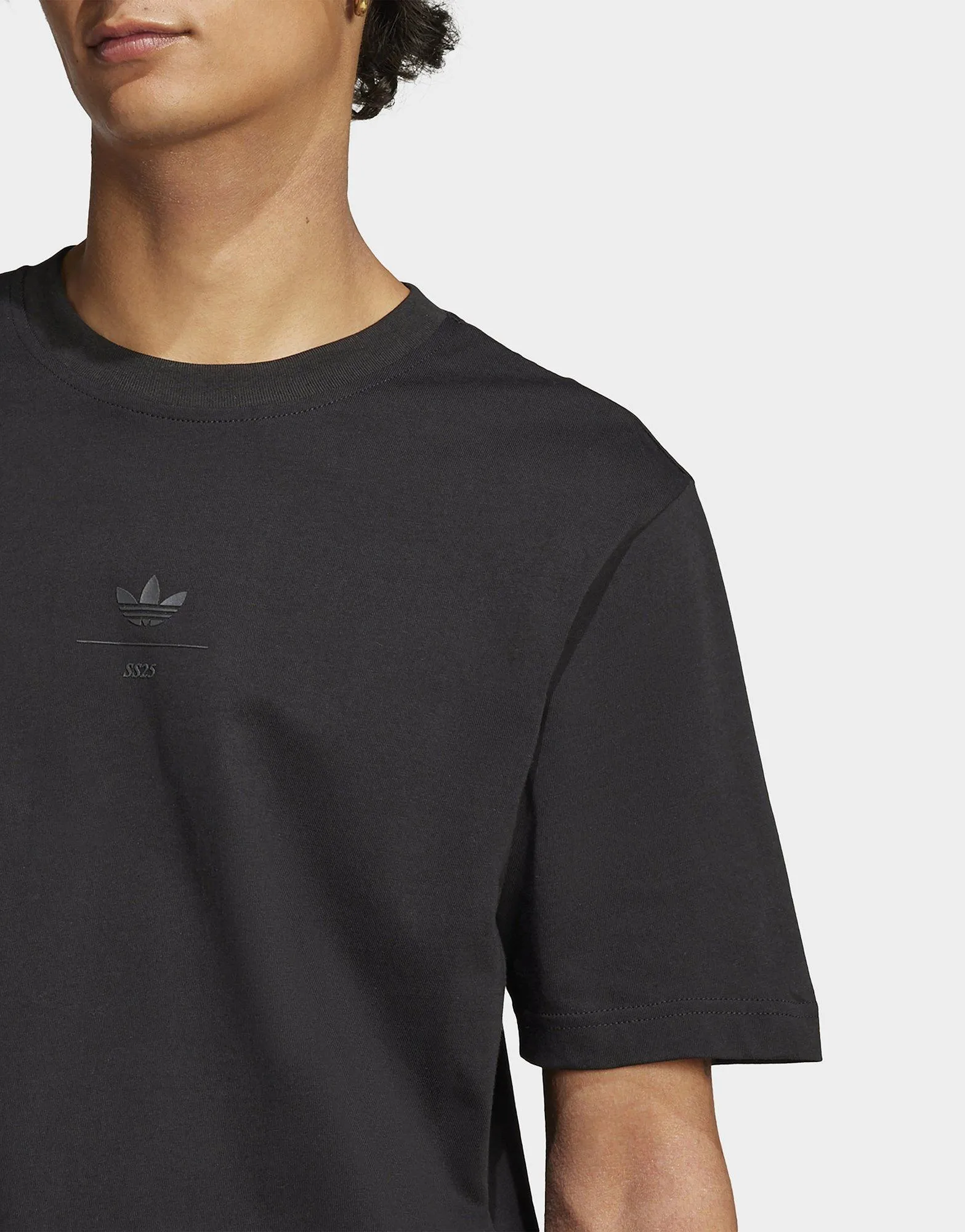 Trefoil Series T-Shirt Simple and Relaxed