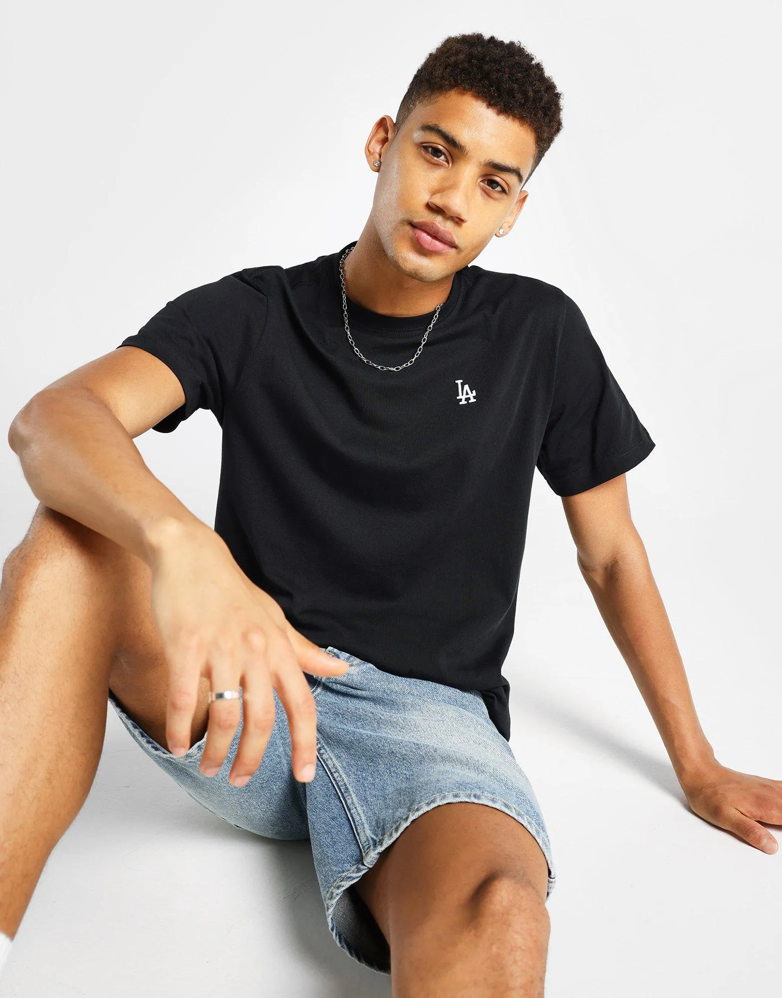 LA Dodgers Table T-Shirt Active Layering