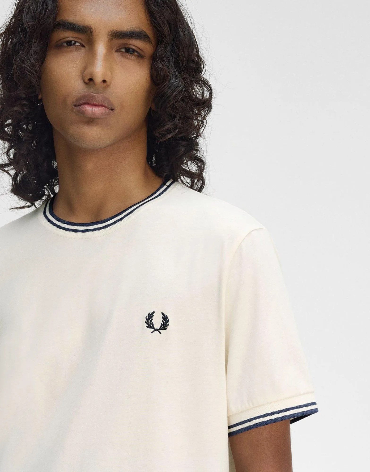 Twin Tipped T-Shirt Minimal Layers