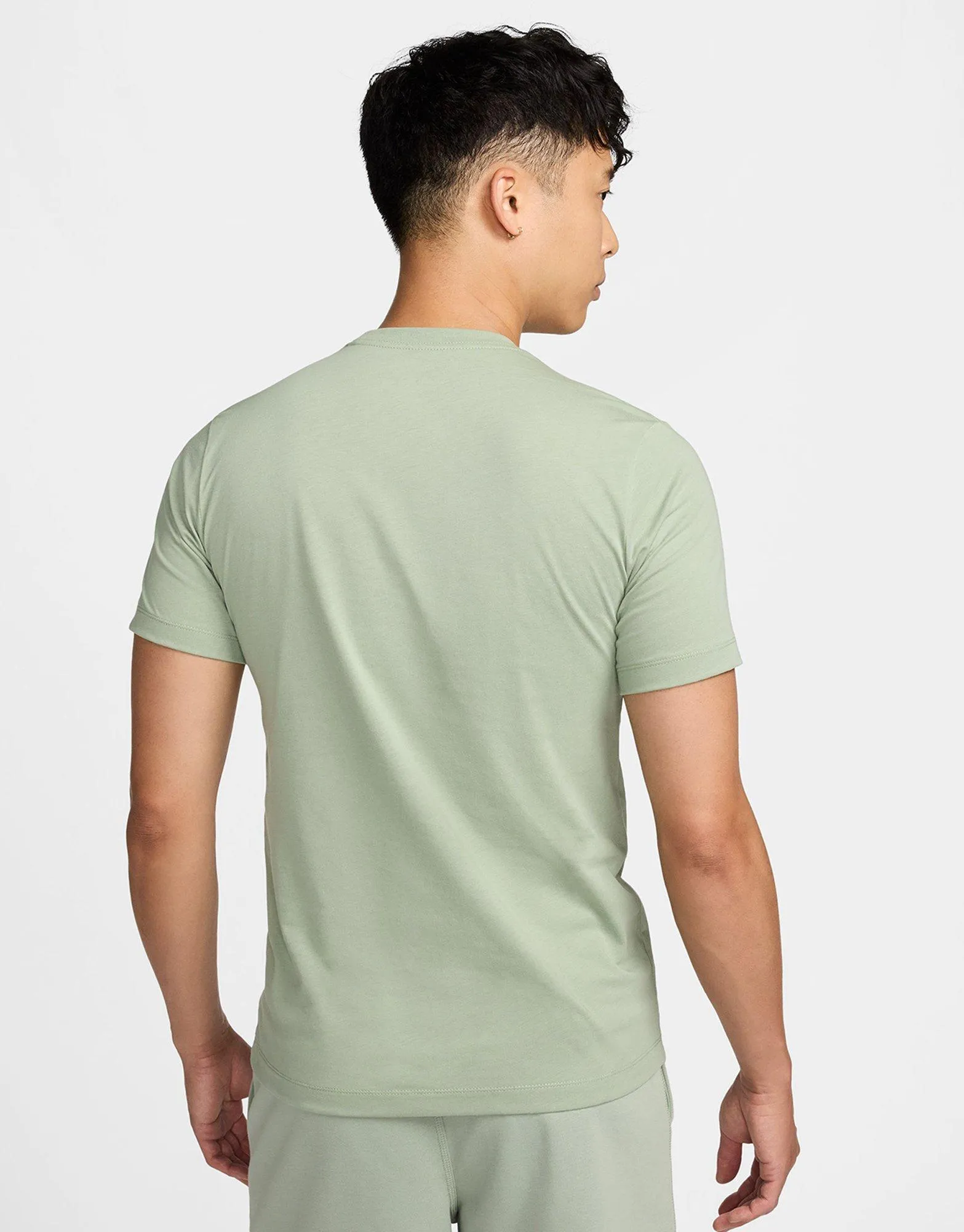Sportswear Club T-Shirt Minimalist Wear
