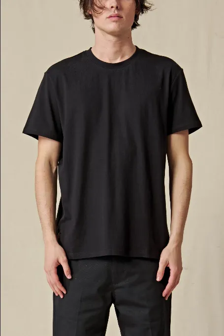 Globe maglietta manica corta da uomo Dion Agius Tasi GB02110002 nero Circular Knit Design Everyday Look Wear
