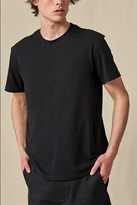 Globe maglietta manica corta da uomo Dion Agius Tasi GB02110002 nero Set In Sleeve