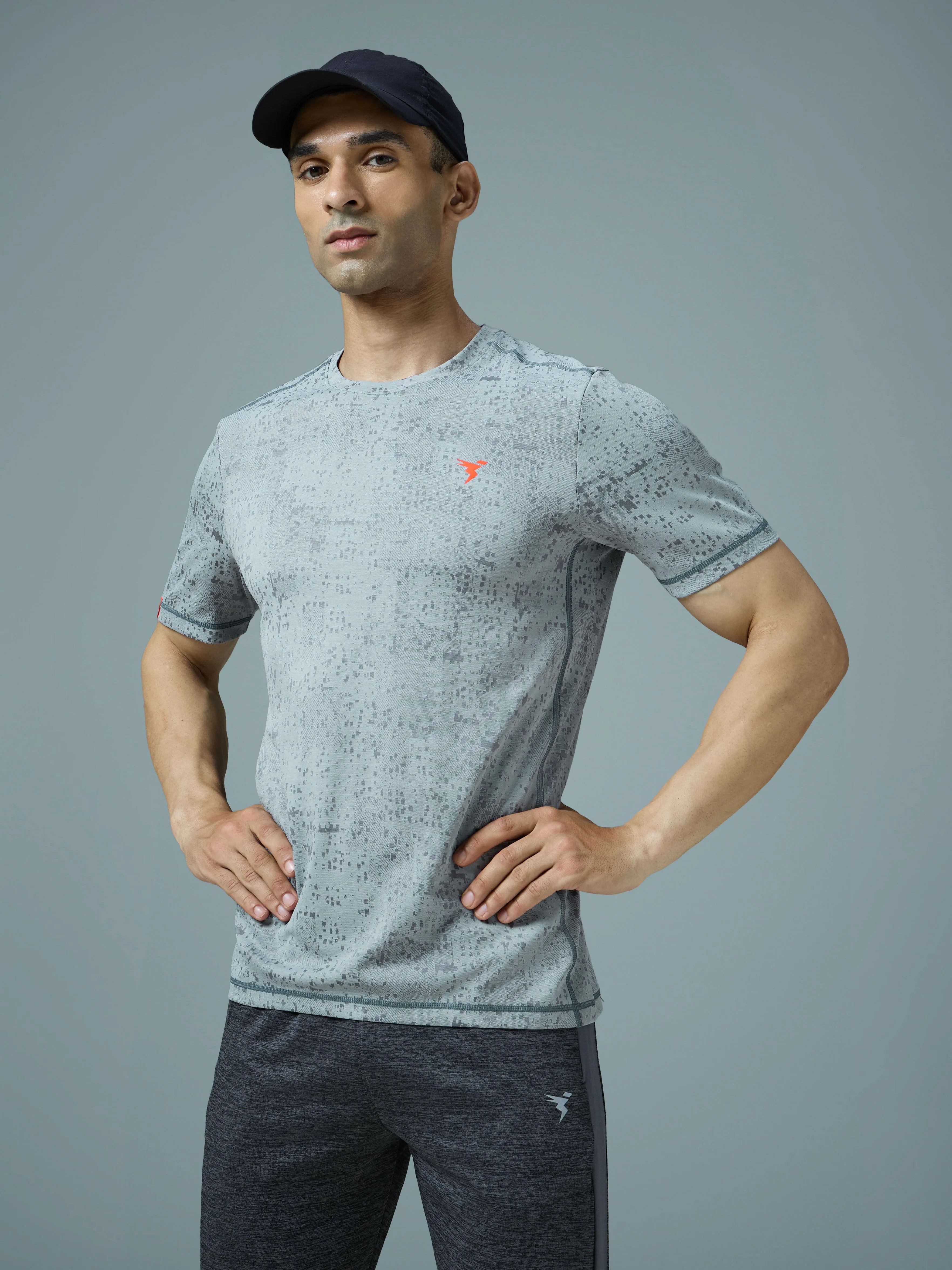 Men Jacquard Slim Fit Crew Neck T-shirt with DOUBLE COOL Boat neck style Versatile Look