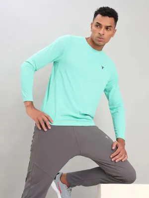 Chill Comfort Wear Flexible Cuff Design Men Solid Slim Fit Crew Neck T-shirt with TECHNO COOL 