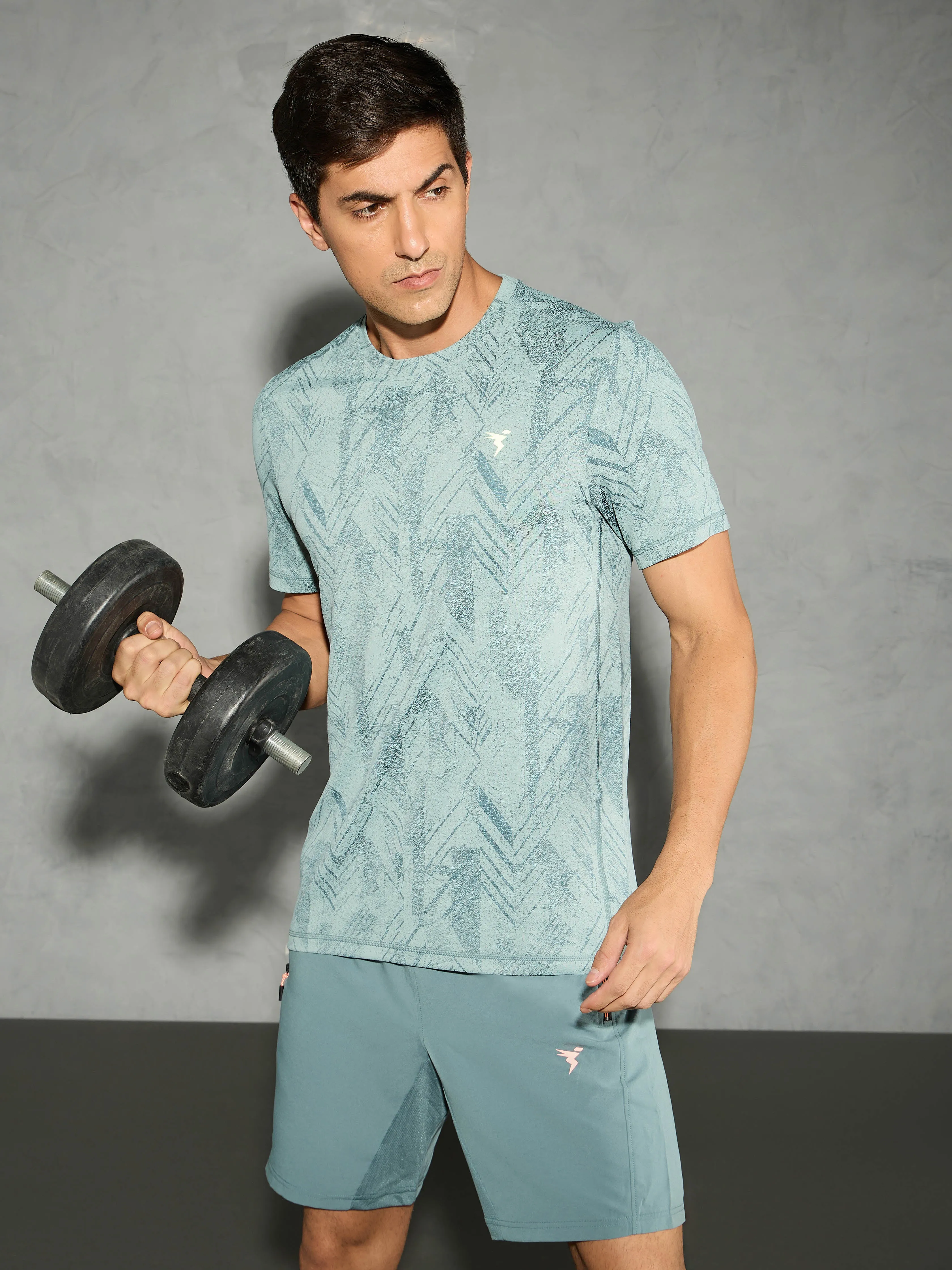 All-day style Bold Comfort Men Jacquard Slim Fit Crew Neck T-shirt with DOUBLE COOL
