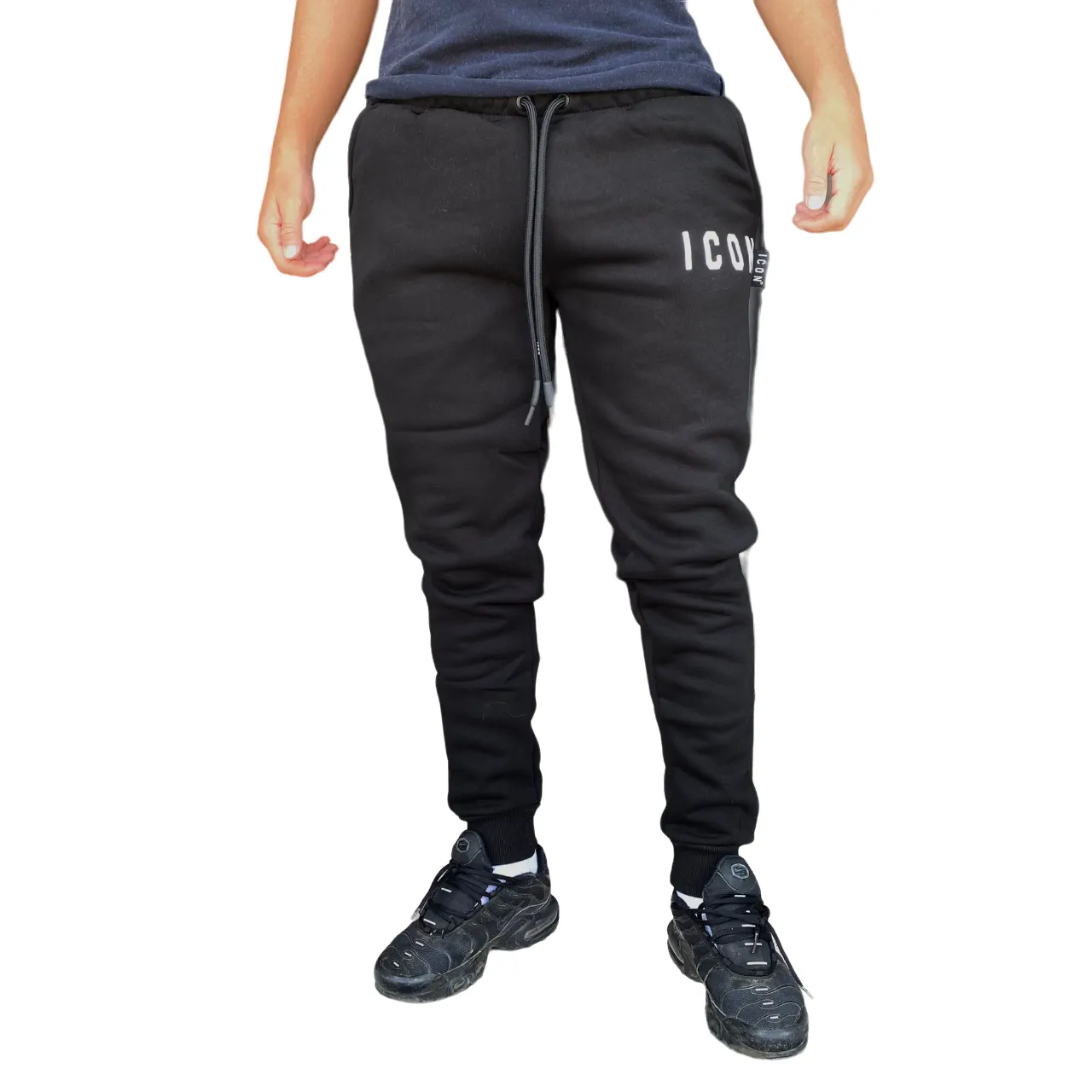 Relaxed Comfort Wear Travel Shorts Icon pantalone sportivo con tasche a polsino al fondo caviglia IU9018P nero