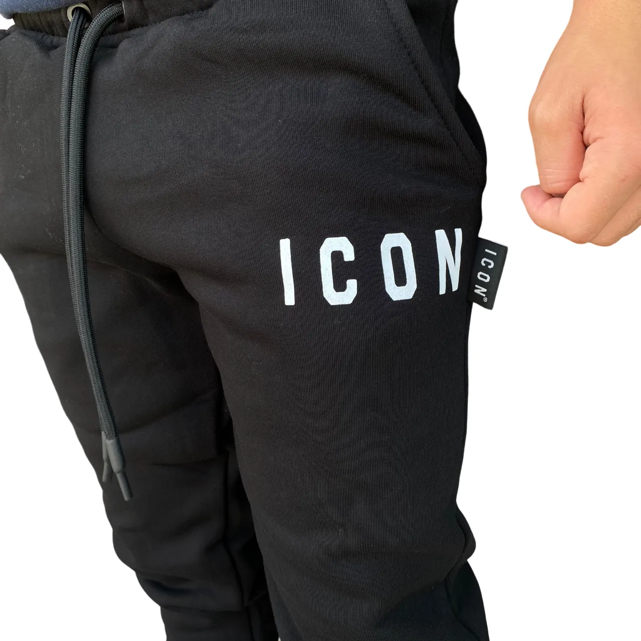 Reflective Trims Icon pantalone sportivo con tasche a polsino al fondo caviglia IU9018P nero