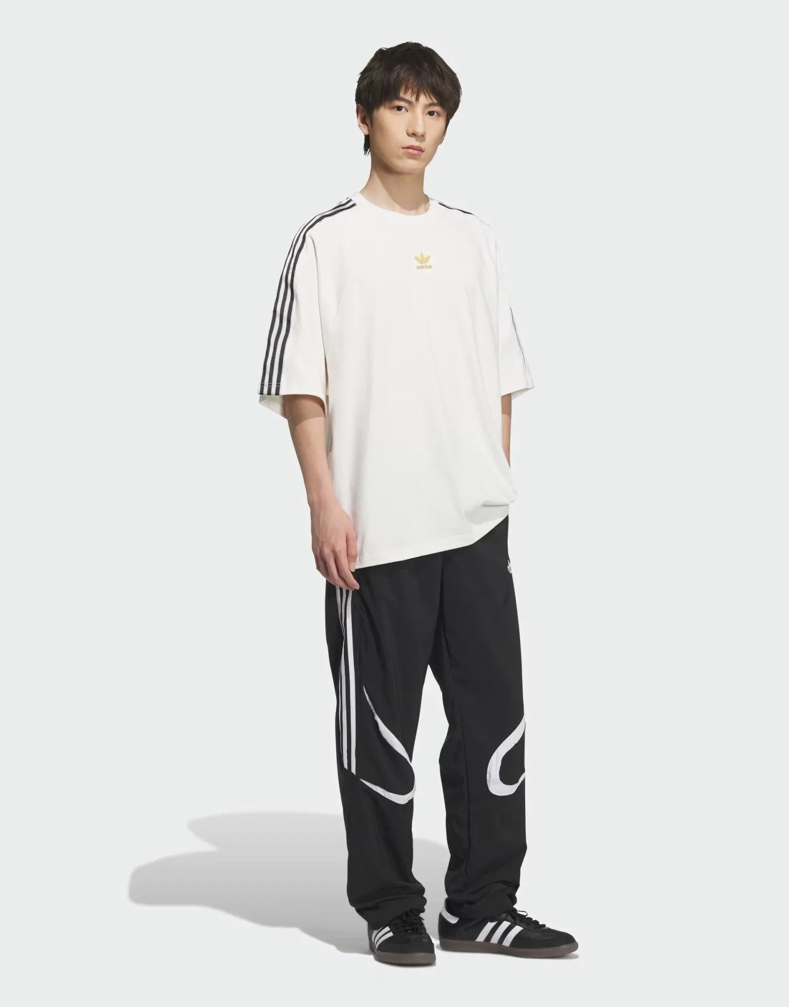 T-Shirt Everyday Layering Subtle Details