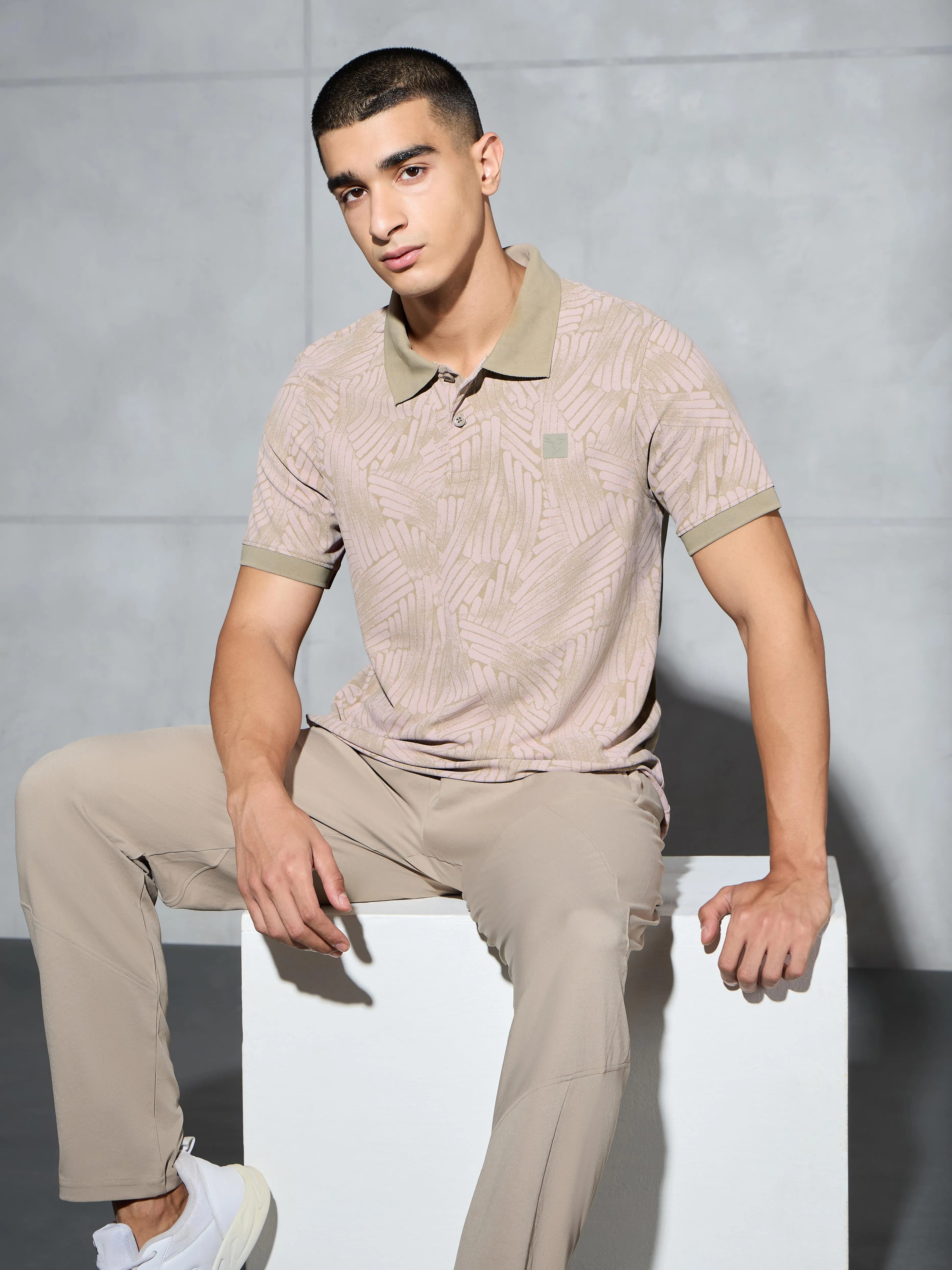 Motion Core WrinkleFree Fabric Men Printed Slim Fit Polo T-shirt with MATPIQ