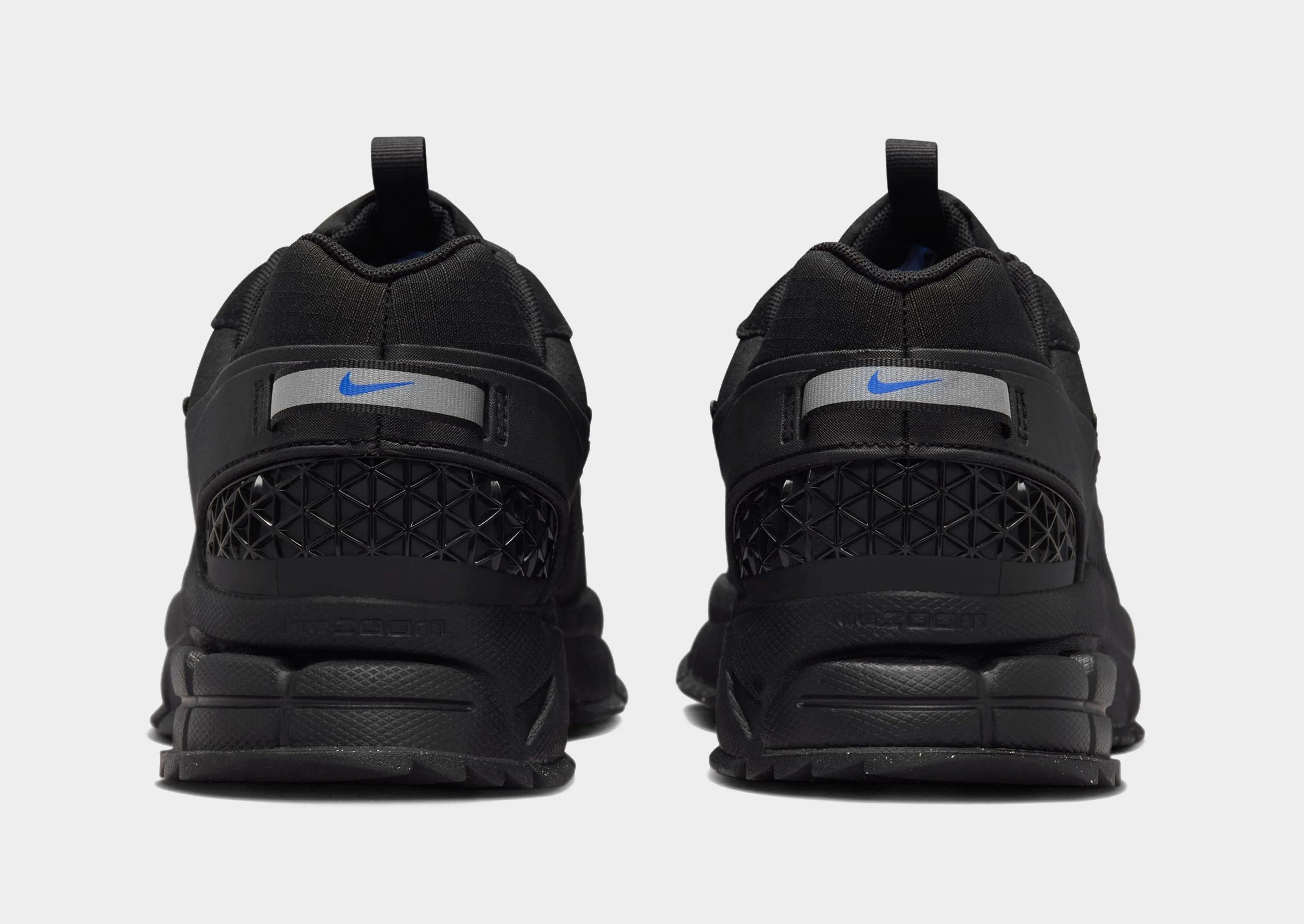 Zoom Vomero Roam Heat Sealed Seam Technology