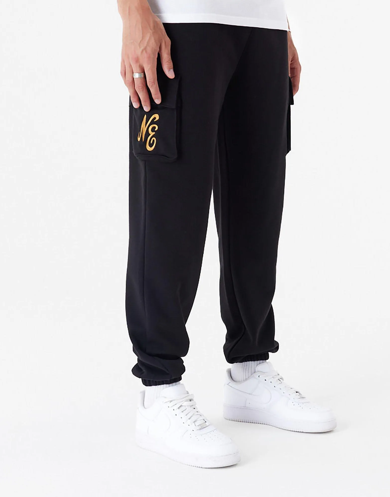 Training Pants Capri ????? ?????? ???"? Script Logo | ?????