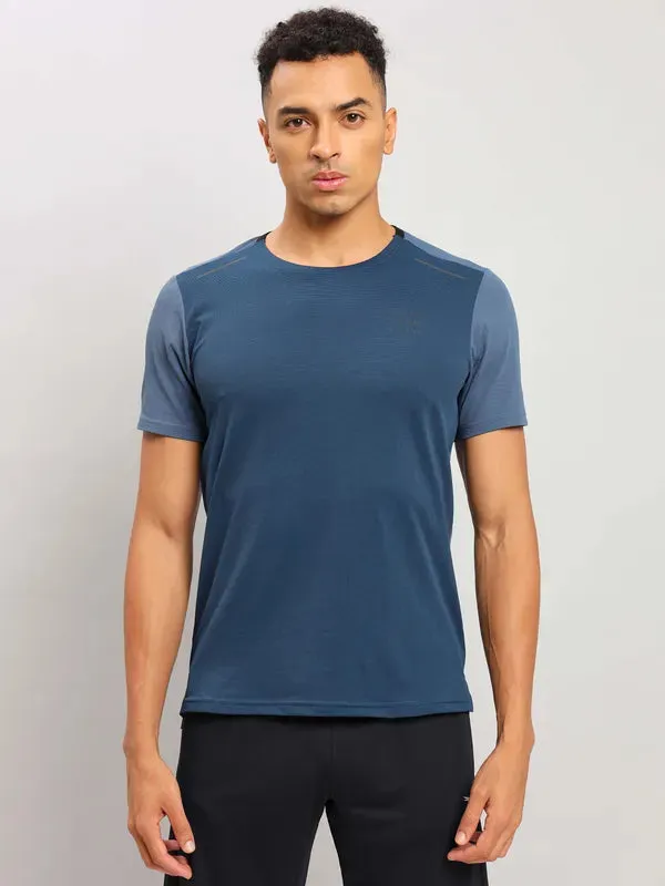 Minimal Design Comfy Wear Men Solid Slim Fit Crew Neck T-shirt with ELASTO PLUS