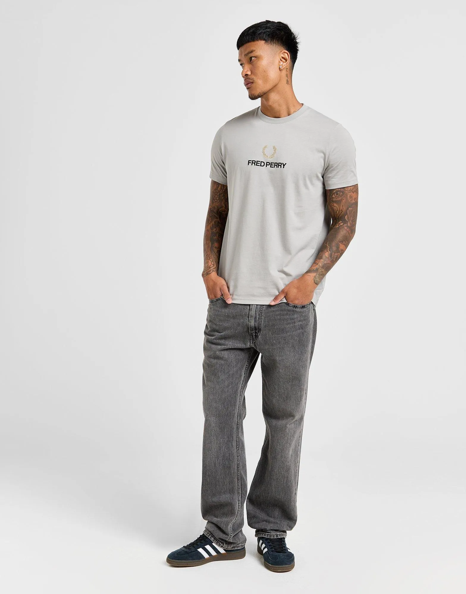 Global Stack Logo T-Shirt simple design Modern Smart