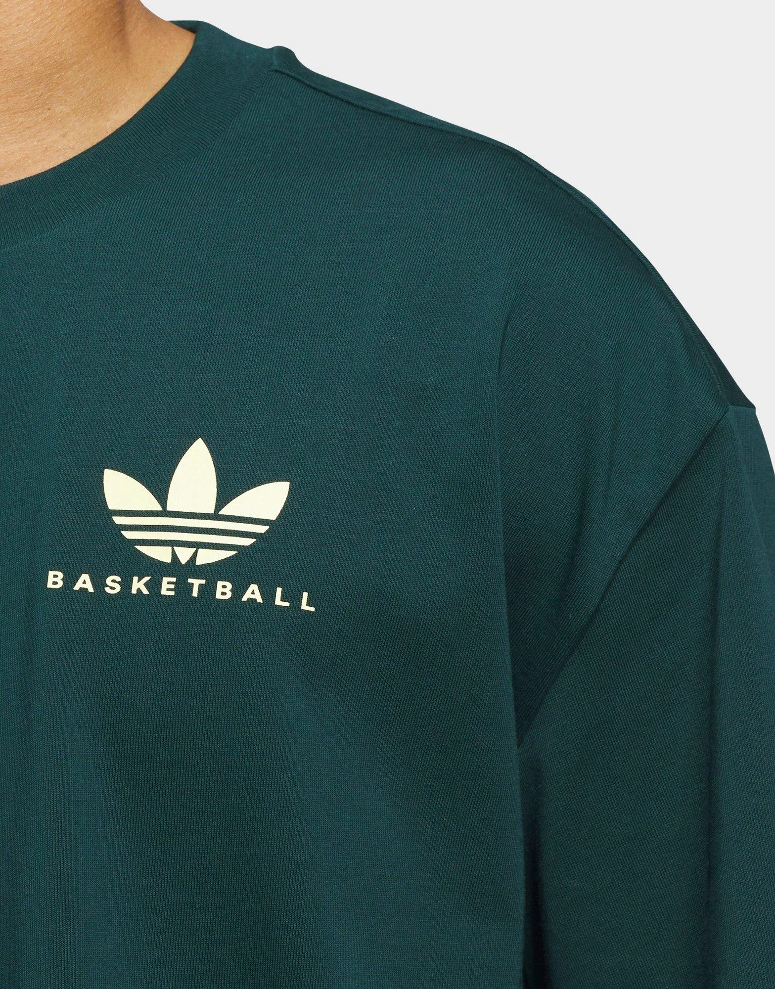 GentleWashResistance Worldwide Hoops GFX T-Shirt (Unisex)