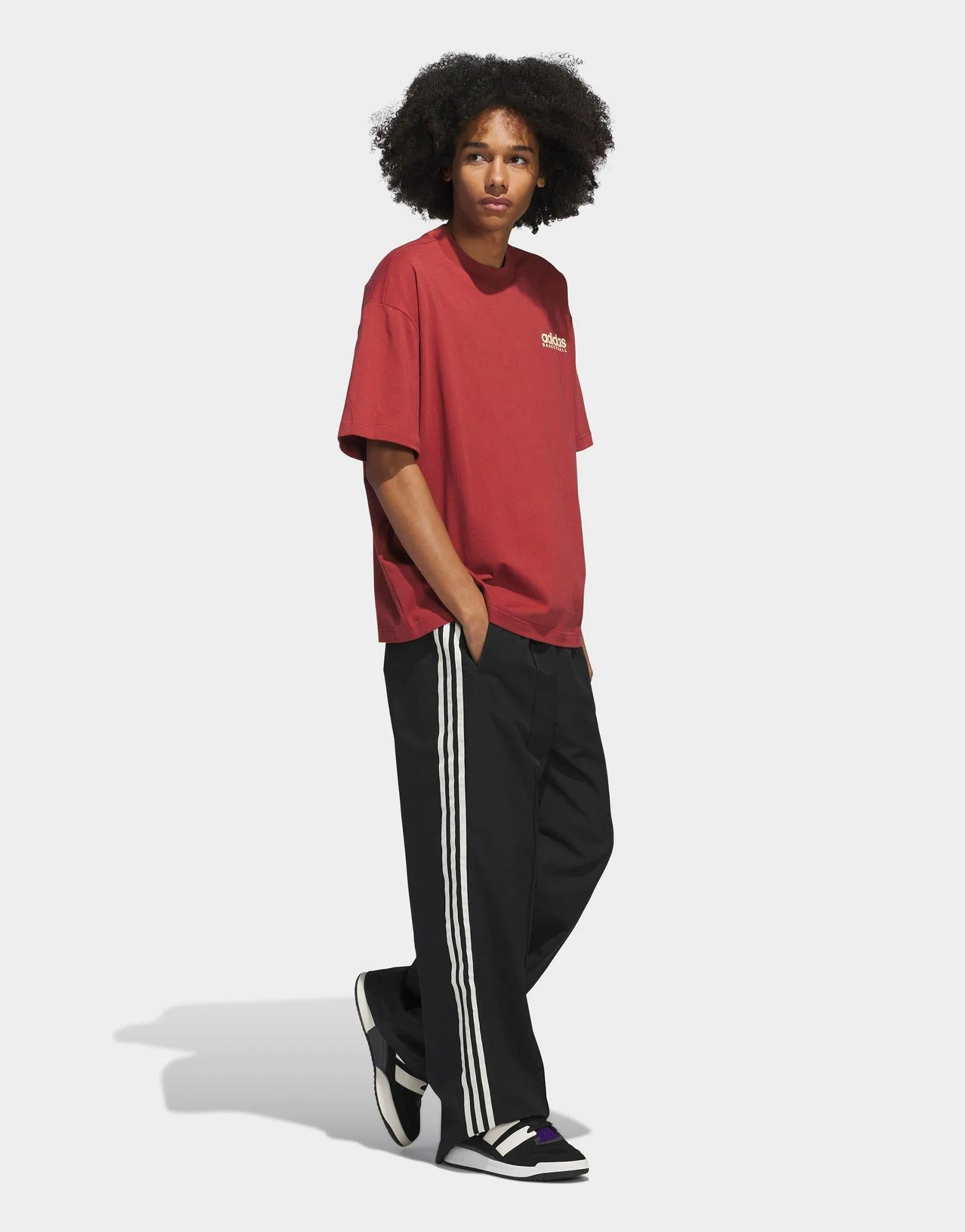 Basic Layer Minimal Look Graphic T-Shirt