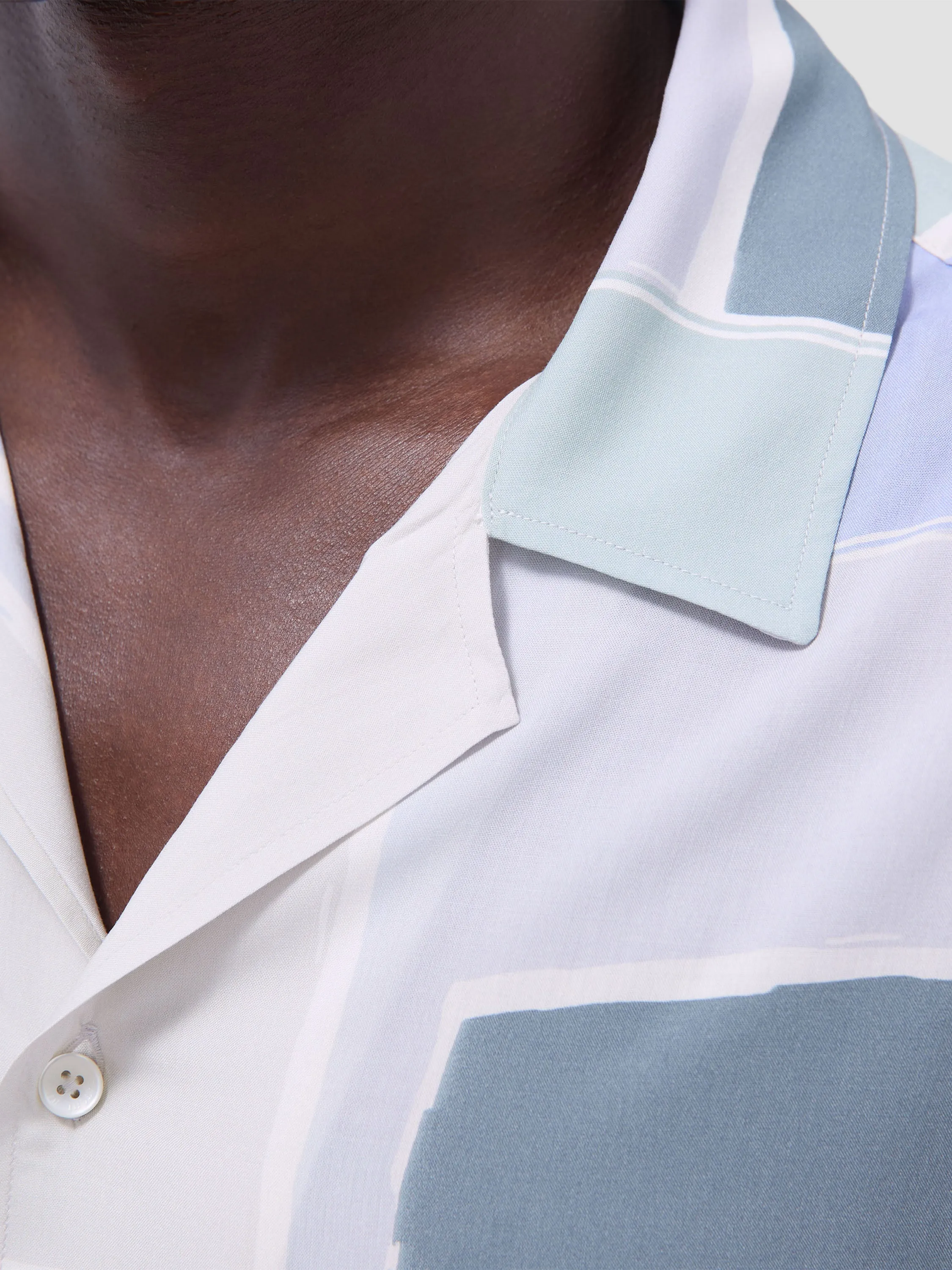 Bugatchi Jackson Color Block Short Sleeve Camp Shirt - Almond QuickDry Material Bio Glow