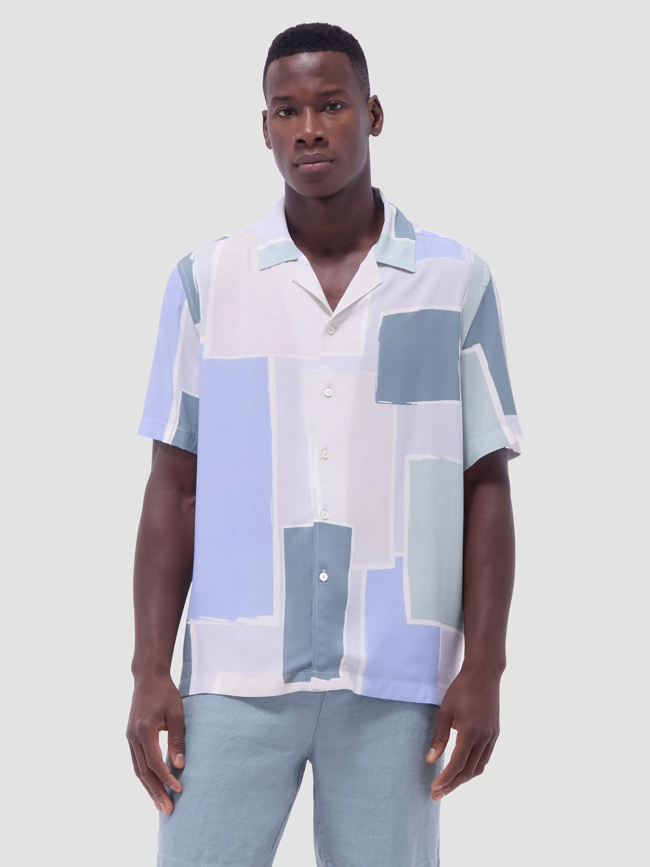 Bugatchi Jackson Color Block Short Sleeve Camp Shirt - Almond UVProtectionCloth