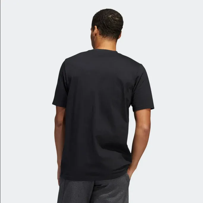 Adidas T-Shirt manica corta da uomo Graphic HE2330 nero LayeredSleeveConstruction